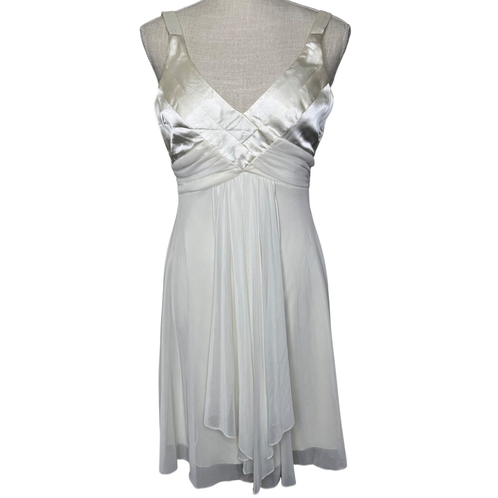 Vintage Taboo Dress White Size 4 Sleeveless